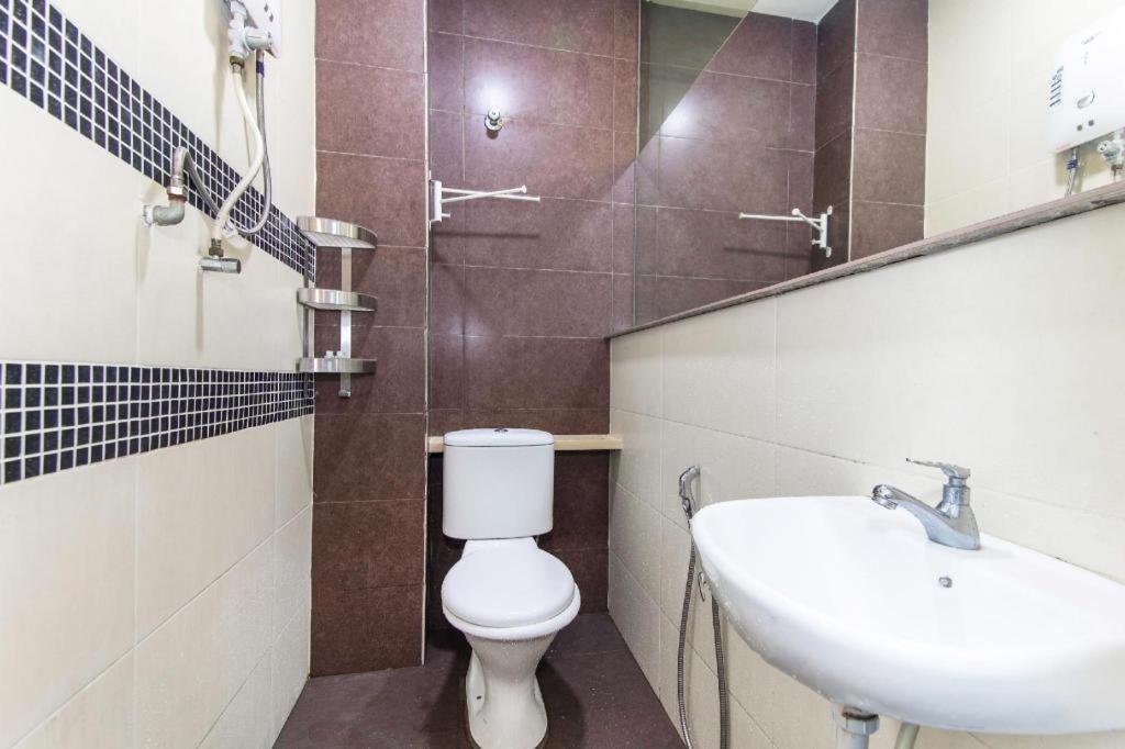 Oyo 90429 Hotel Narasindo Kuala Lumpur Luaran gambar