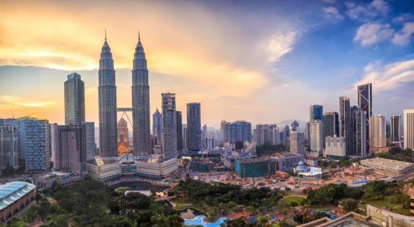 Oyo 90429 Hotel Narasindo Kuala Lumpur Luaran gambar